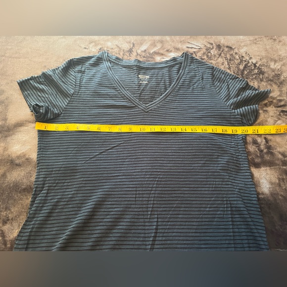 Mossimo V Neck Stripped Green Blue Black Short Sleeve Shirt Size XL - Picture 6 of 6